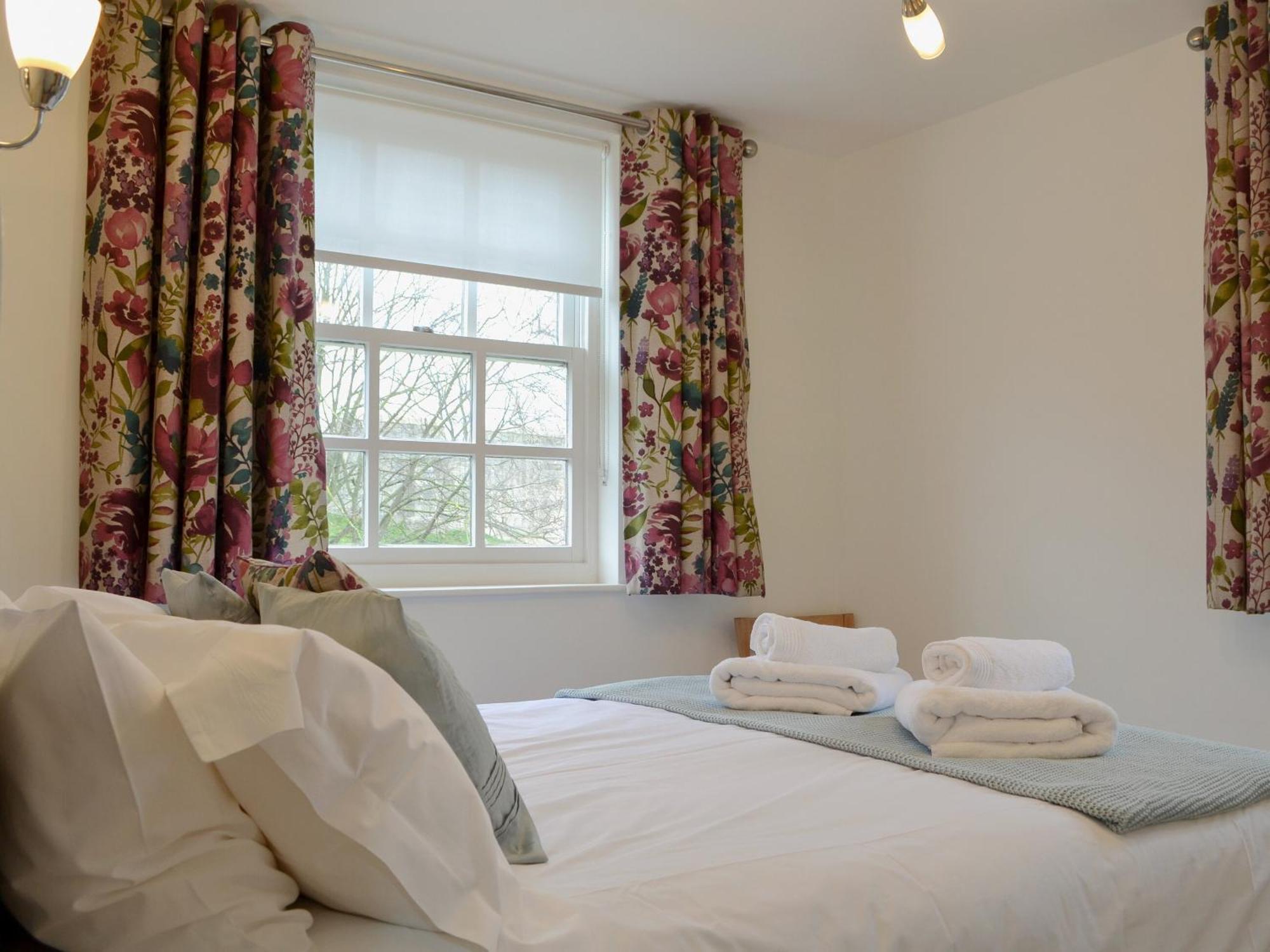 Baille Hill House Villa - York — Photos 3
